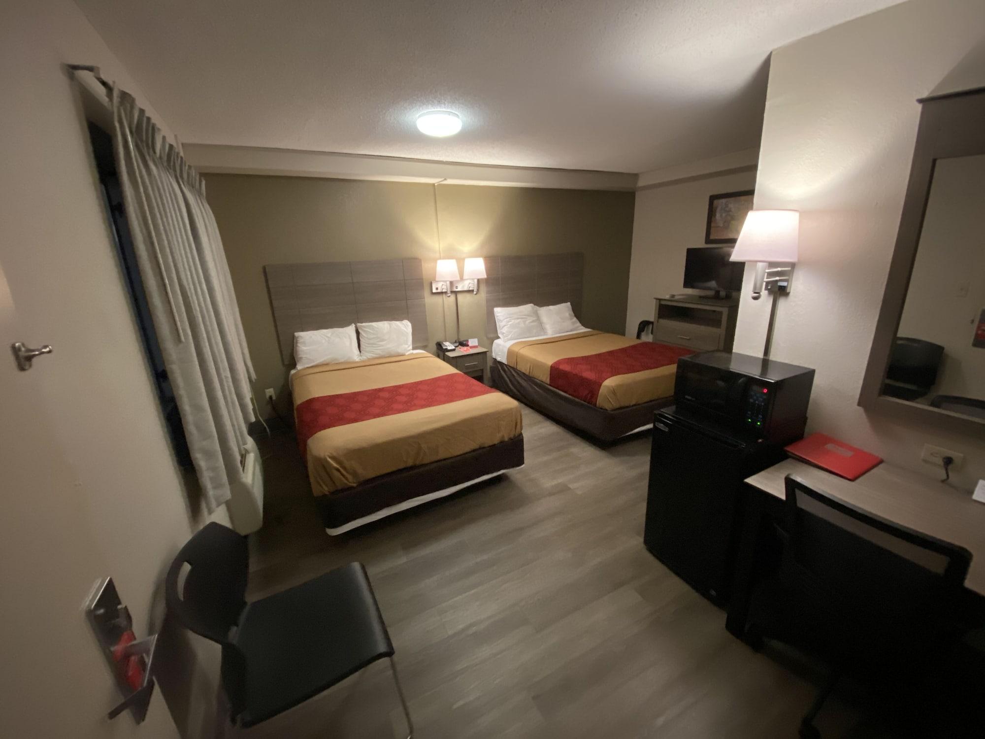Econo Lodge Dewitt I-90 Экстерьер фото
